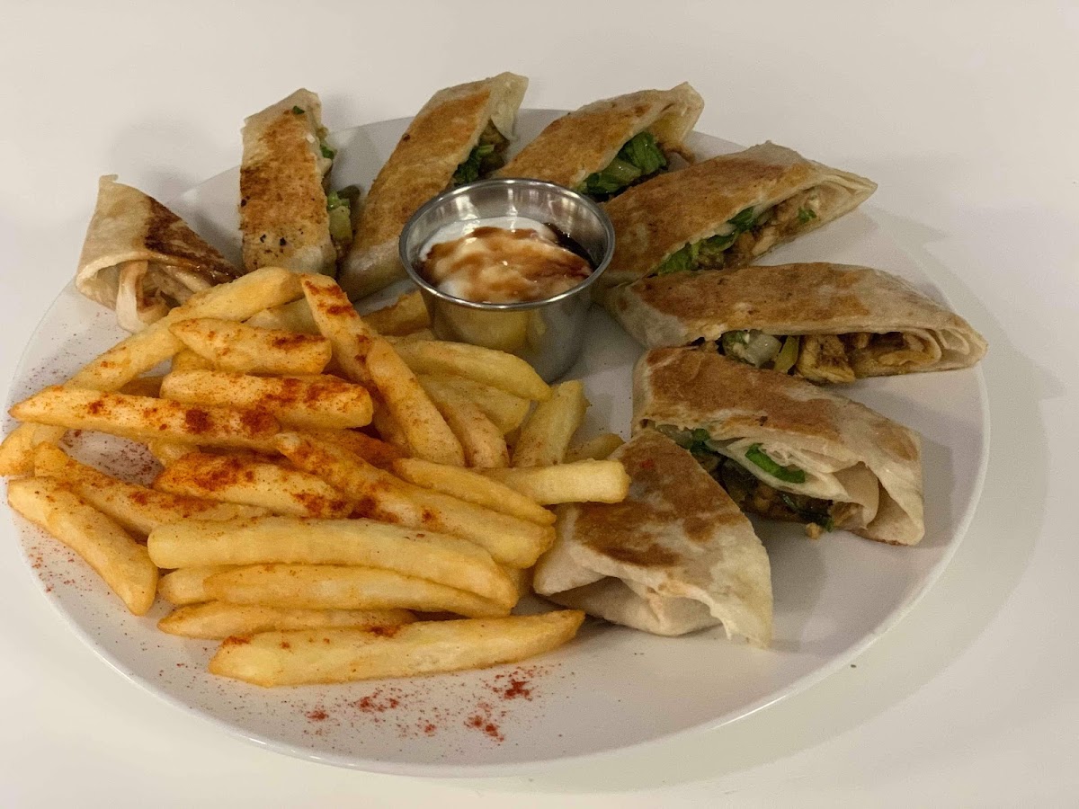 Chicago Fish, Chicken & Gyros Taqueria-10